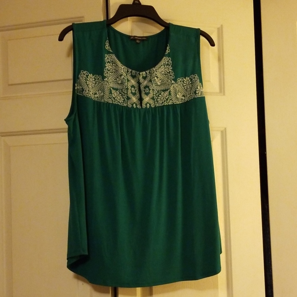 Teal green sleeveless tunic